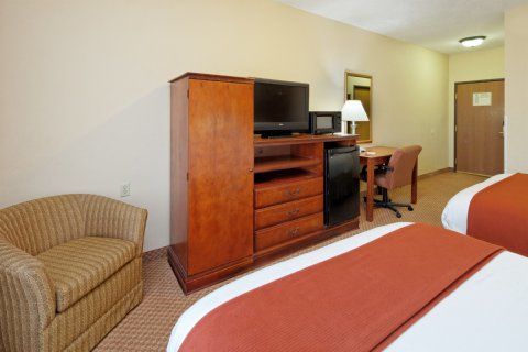 Hotel Quality & Monroeville